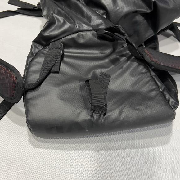 Oakley Motion 42L Factory Pilot Bag Blackout Roll Top Carry Case Backpack - Picture 4 of 8